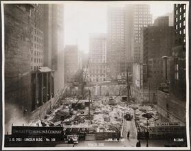 42nd St. Side [Lincoln Building construction.]