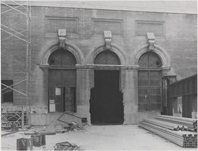 Untitled [The demolition of Pennsylvania Station, 1964-1965.]
