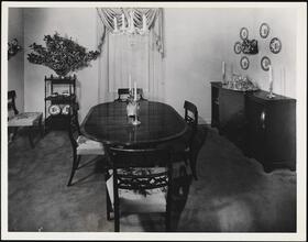 [Interior of Gracie Mansion.]