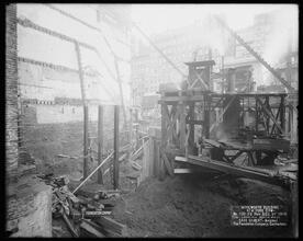 Woolworth Building, Looking N. W. [Construction zone.]