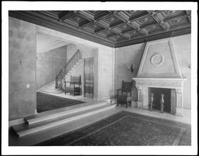 41 East 65th Street. B.B. Sloan residence, view in entrance hall.