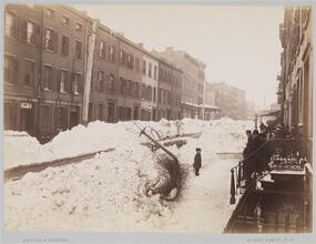 [10th Street between Greenwich Avenue and Wavelry Place.]