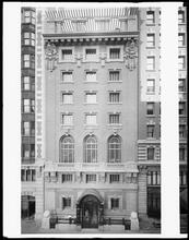 55 West 44th Street. City Club.