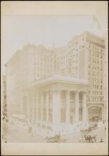 [34th Street and 5th Avenue.]