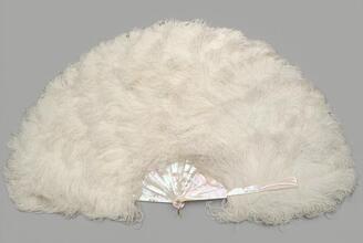 Folding feather fan of white ostrich