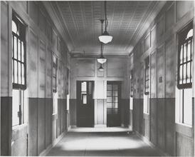 [Criminal Court Building, Bridge on 3rd floor from court house to district attorney office.]