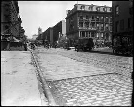 Lexington Avenue and East 60th Street.