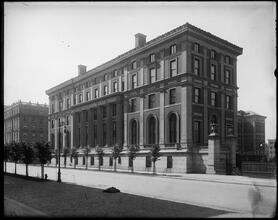 Hamilton Hall at Columbia University.