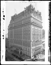 1470 Broadway at 42nd Street. Knickerbocker Hotel.