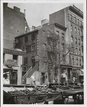 [East 29th Street and Third Avenue.]