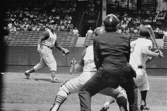 Brooklyn Dodgers vs. Cincinnati Reds