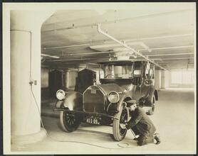 Commodore-Biltmore Garage.