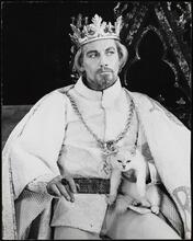 [Donald Madden as the title role in "King Richard II".]