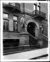 Hamilton Statue (Hamilton Club B'klyn.)