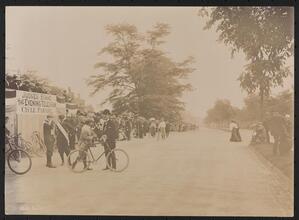 Bicycling, Evening Telegram Parade.