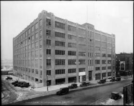 Chrysler Garage, 125 West End Av.