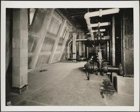 Centre Street and Pearl Street. U.S. Federal Courthouse. Interior, detail of roof showing lead installations