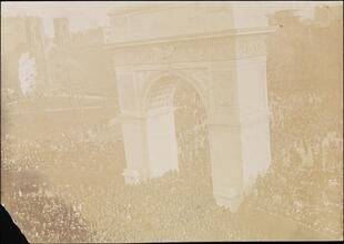 [Washington Square Arch.]