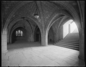 155th Street at the S.E. corner of Broadway. Chapel of the Intercession, interior of crypt.