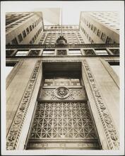 250 Park Avenue. Postum Building. Entrance