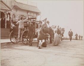 The Havemeyer Coach at Claremont May 25, 1895.