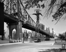 [Queensboro Bridge and Roosevelt Island Tramway.]