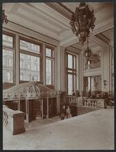 Hotel Belmont.