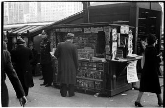 [Newsstand at Union Square.]