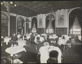 Hotel Copley-Plaza.
