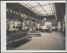 [Art gallery. Interior.]