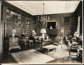 [Residence. Interior, library.]