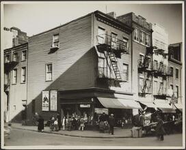 [42 Cornelia Street]