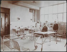 Roosevelt Hospital, Accident R.