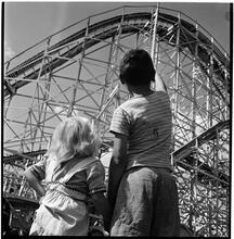 Palisades Amusement Park [Children looking at a roller coaster.]