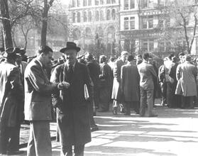 Untitled [Political discussion groups, Union Square]
