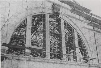 Untitled [The demolition of Pennsylvania Station, 1964-1965.]