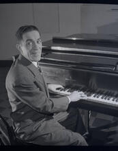 Frankie Carle, Musician