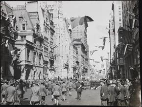 [Parade during World War I.]