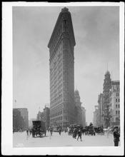 23rd Street and 5th Avenue. Flatiron Building.