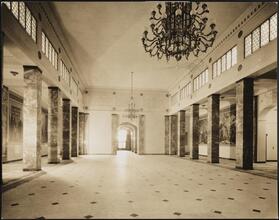851 Grand Concourse. Bronx County Courthouse. Interior, Veteran's Memorial Hall