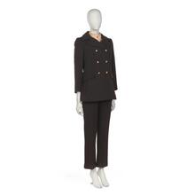 Pantsuit in dark brown wool gabardine