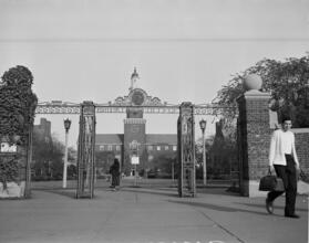 Brooklyn Nobody Knows [Brooklyn College.]