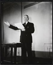 He Sells Success - Dale Carnegie [Dale Carnegie teaching a public speaking class.]