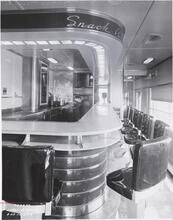 [Lunch counter and snack bar on a Chesapeake & Ohio Railroad train.]