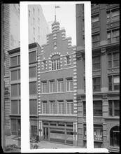 57 Maiden Lane. Gibson Restaurant.
