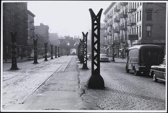 [Third Avenue El, south from 25th Street.]