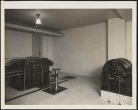 233 Broadway. Woolworth Building. Interior, engine room