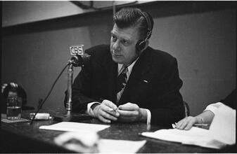 Arthur Godfrey [Godfrey hosting his radio show.]