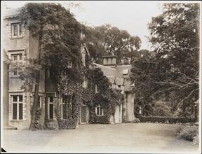 [Washington Irving's home on Hudson.]