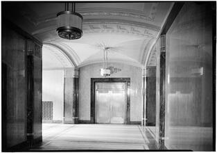 New York State Building. Corridor detail.